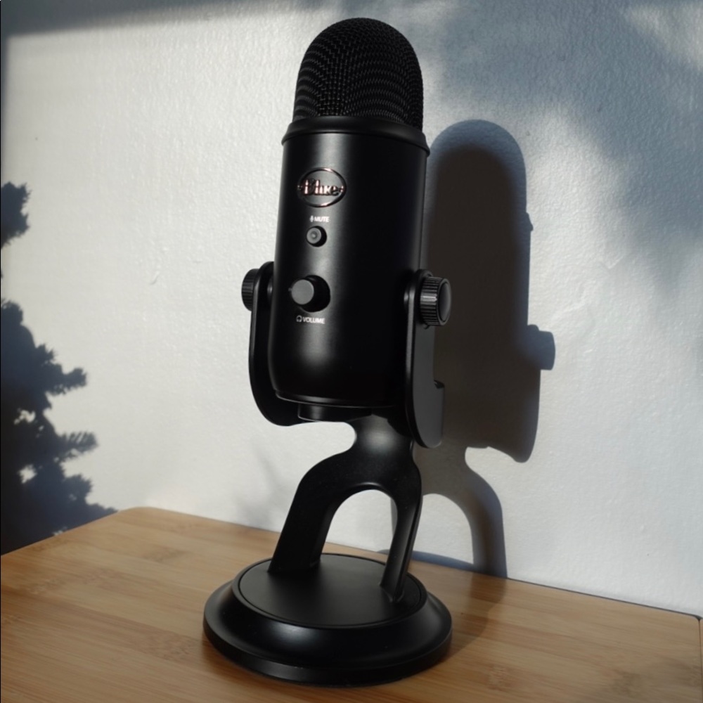 Blue Yeti Microphone (New Condition)